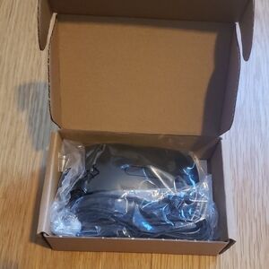 DELL Sleek Black Wired Mouse